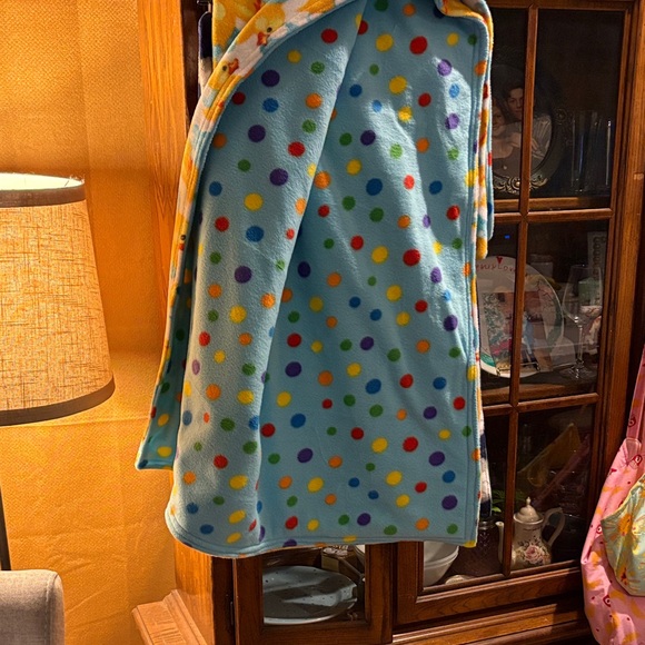 Duck Patterned Fleece Blanket - Picture 2 of 2